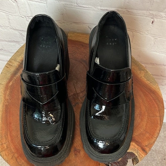 A New Day Patent Chunky Lug Sole Heeled Loafer - Picture 3 of 11